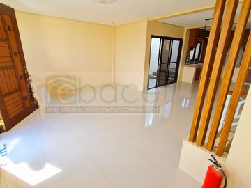 Accessible 4Bedroom House and Lot near Star Toll Tanauan Exit
