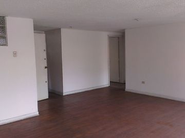 VENDO EDIFICIO De 1000 M2 Barrio Chapinero para hotel u oficinas