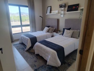Casa en Venta en La Carmina Residencial, Palmares, Querétaro (Modelo Elena)