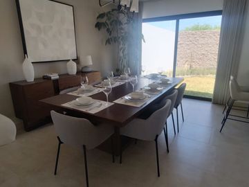 Casa en Venta en La Carmina Residencial, Palmares, Querétaro (Modelo Elena)
