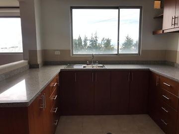 Venta de Departamento DUPLEX  en edificio  del Sector El Condado.