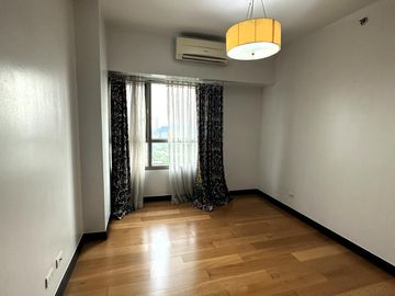 FOR SALE: 3 Bedroom Unit in The Residences at Greenbelt, Makati City