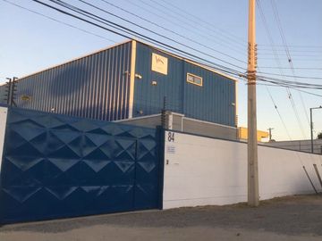 Galpón Comercial - Alta Plusvalía