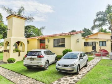 CASA EN VENTA EN AHUATEPEC, CUERNAVACA MORELOS