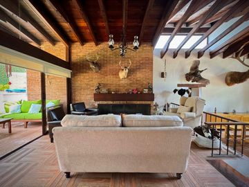 Casa en Venta en Valle de Bravo a 7 Minutos del Centro de Avándaro