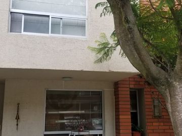 VENTA AMPLIA CASA CONJUNTO PRIVADO SECTOR POMASQUI