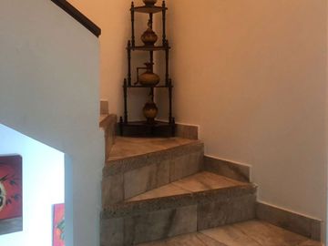 VENTA AMPLIA CASA CONJUNTO PRIVADO SECTOR POMASQUI