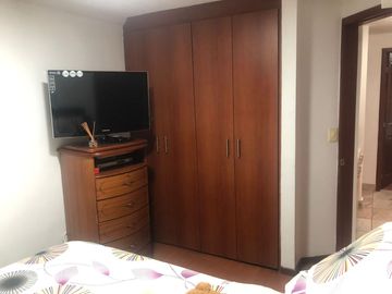 VENTA AMPLIA CASA CONJUNTO PRIVADO SECTOR POMASQUI