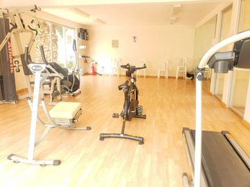 VENTA AMPLIA CASA CONJUNTO PRIVADO SECTOR POMASQUI