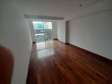 Venta Finos Departamentos de 3 dormitorios San Isidro