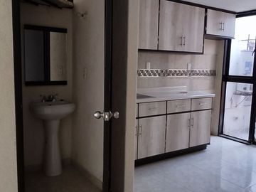 CASA PUEBLA SAN JOSÉ LOS HÉROES Bonita casa amplia en para que vivas feliz en un lugar tranquilo y seguro