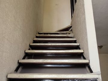 CASA PUEBLA SAN JOSÉ LOS HÉROES Bonita casa amplia en para que vivas feliz en un lugar tranquilo y seguro