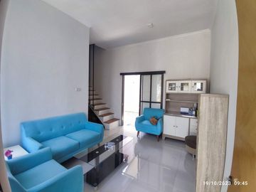 Rumah Baru 2 Lantai Luas 88 di Sulfat Utara Blimbing Malang