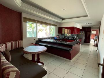 CASA EN VENTA COSTA DE ORO