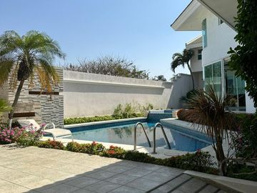 CASA EN VENTA COSTA DE ORO