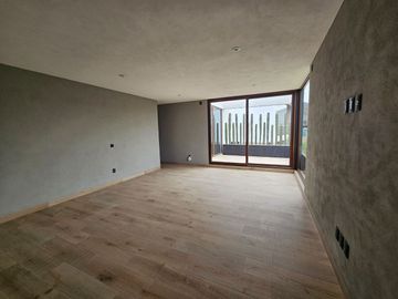 Venta casa en Altozano con acabados premium