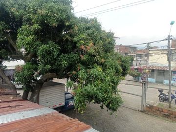 Venta casa Antonio Nariño Cali Valle con renta de 22 parqueaderos