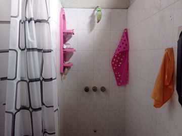 Venta casa Antonio Nariño Cali Valle con renta de 22 parqueaderos