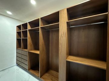 CASA EN VENTA EN FRACCIONAMIENTO LOMAS DE COCOYOC MORELOS