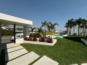 CASA EN VENTA EN FRACCIONAMIENTO LOMAS DE COCOYOC MORELOS