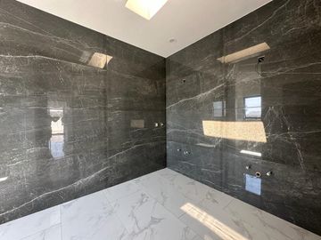 CASA EN VENTA EN FRACCIONAMIENTO LOMAS DE COCOYOC MORELOS