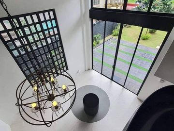 Modern Elegant House with big Lot with over looking views in filinvest 2 Batasan QC