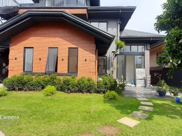 Modern Elegant House with big Lot with over looking views in filinvest 2 Batasan QC