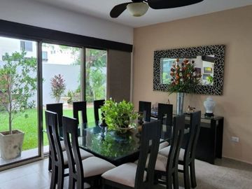 Residencia en Venta en Sodzil Norte en Mérida, Yucatán. Zona de Alta Plusvalía