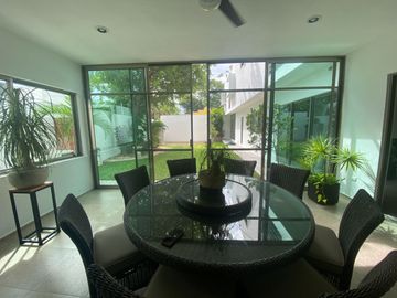 Residencia en Venta en Sodzil Norte en Mérida, Yucatán. Zona de Alta Plusvalía