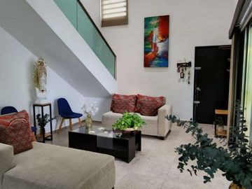Residencia en Venta en Sodzil Norte en Mérida, Yucatán. Zona de Alta Plusvalía