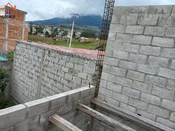 Venta de casa en obra negra en Otavalo sector Rancho Chico, Iluman