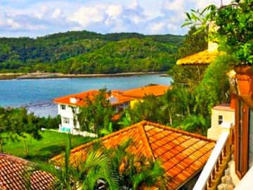 BEACH HOUSE FOR SALE IN PENINSULA DE PUNTA FUEGO