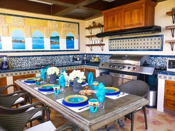 BEACH HOUSE FOR SALE IN PENINSULA DE PUNTA FUEGO