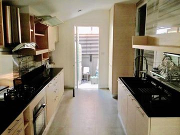 Sale/Rent : : Single house, fully furnished room, fully-furnished Golden Nakara Golden Nakara (On Nut 65 - Rama 9 - Motorway)