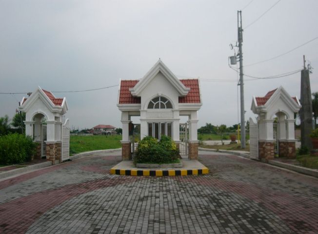 Photo 120 sqm Residential and COmmercial Lots for Sale in Costa Verde Rosario Cavite beside SM Mall