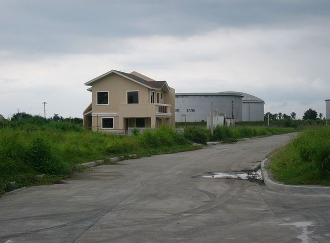 Photo 120 sqm Residential and COmmercial Lots for Sale in Costa Verde Rosario Cavite beside SM Mall