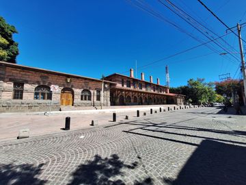 Terreno venta centro histórico Vieja estación cultural factibilidad comercial ef
