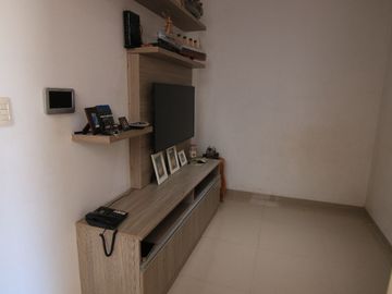 AMPLIA CASA EN VENTA URB. VISTA ALEGRE