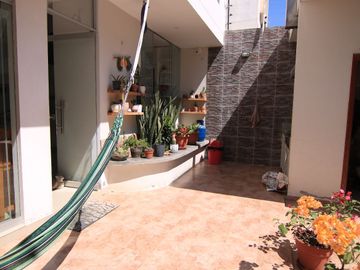 AMPLIA CASA EN VENTA URB. VISTA ALEGRE