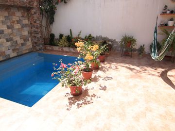 AMPLIA CASA EN VENTA URB. VISTA ALEGRE
