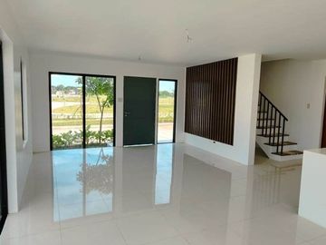 Pre-selling 5-Bedroom Modern Single Detached House and Lot for sale in General Trias Cavite