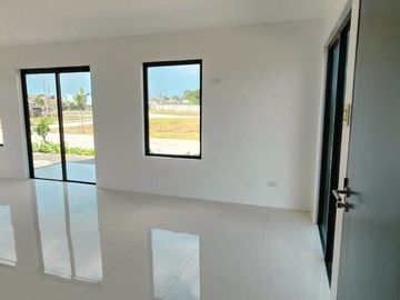 Pre-selling 5-Bedroom Modern Single Detached House and Lot for sale in General Trias Cavite