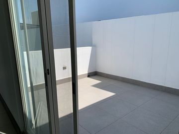 CASA EN VENTA EN LADERAS CARANDAY (EL URO)