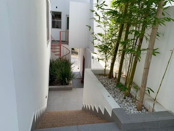 CASA EN VENTA EN LADERAS CARANDAY (EL URO)