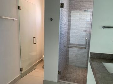 CASA EN VENTA EN LADERAS CARANDAY (EL URO)