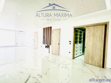 Lujosa Residencia en Venta Los Castaños Zona Andares Zapopan