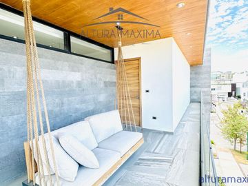 Lujosa Residencia en Venta Los Castaños Zona Andares Zapopan