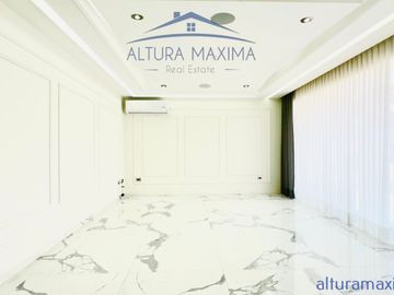 Lujosa Residencia en Venta Los Castaños Zona Andares Zapopan