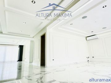 Lujosa Residencia en Venta Los Castaños Zona Andares Zapopan