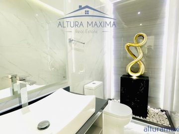Lujosa Residencia en Venta Los Castaños Zona Andares Zapopan
